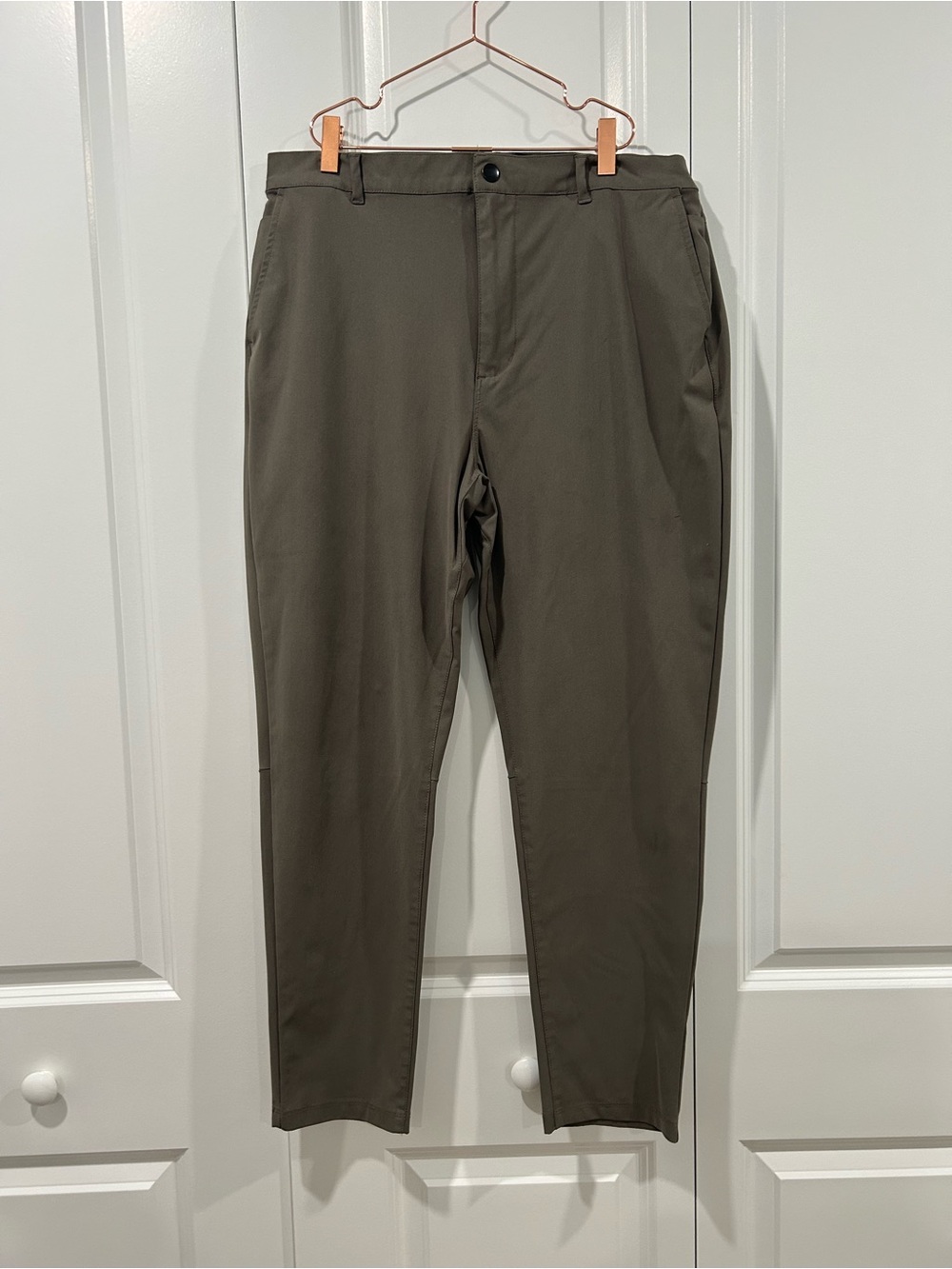 Cuts Clothing Men's Olive Chino Trousers